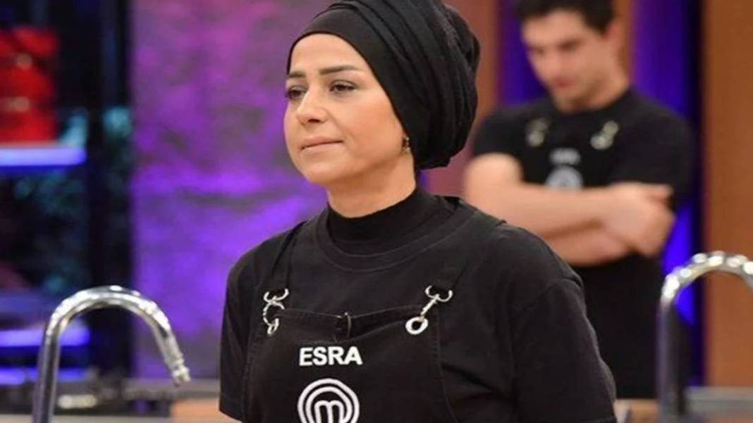 Sosyal medyada boya küpü deniliyordu! MasterChef Esra makyajsız haliyle programa çıktı "bu ne değişim" 2